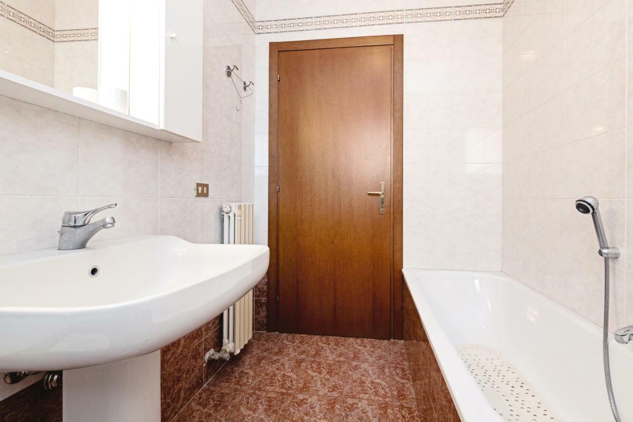 Colourful Flat Borgo Roma Appartement Verona Buitenkant foto